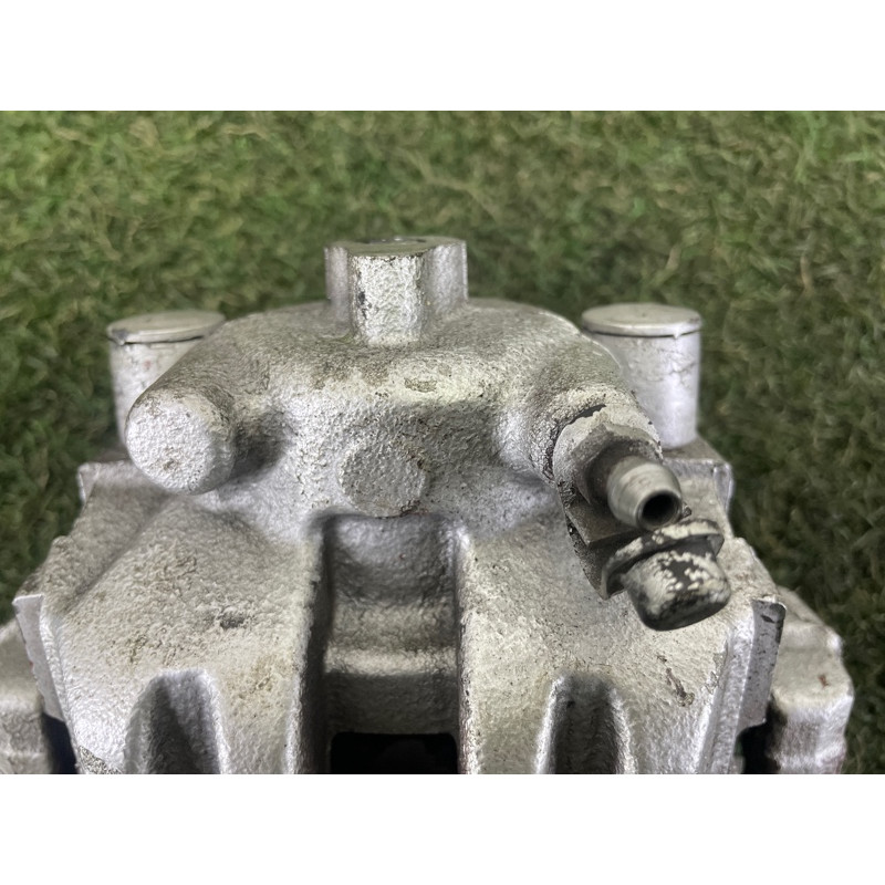 Суппорт тормозной (тормозная система) BMW X1 E84 2014 2.0 34216768697