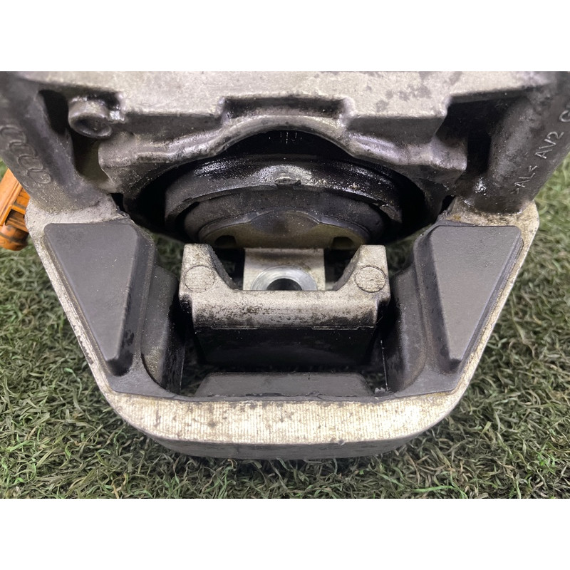 Подушка двигателя (двигатель и элементы) AUDI A8 D4 2011 4.2 CDRA 4G0199382AE