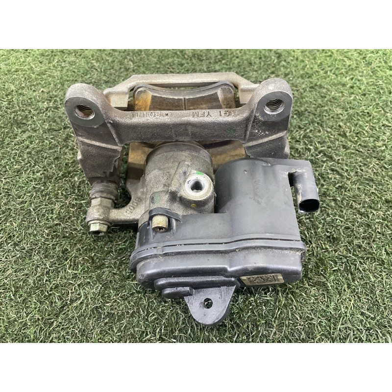 Суппорт тормозной (тормозная система) AUDI Q5 FY 2018 2.0 DAYB 80A615403A