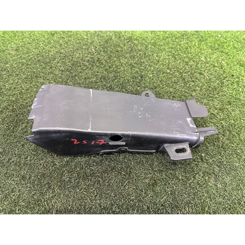 Воздуховод тормозов (кузов и элементы) BMW 7-series F01 2011 3.0 N54 51747184155