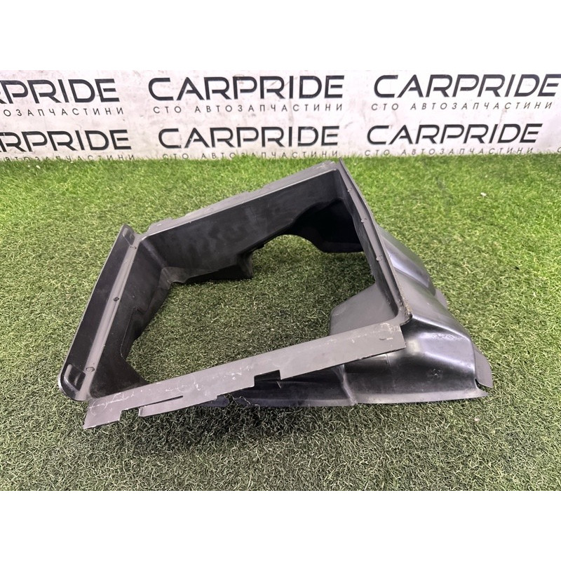 Воздуховод радиатора (кузов и элементы) Volkswagen Touareg NF 2012 3.0 TDI 7P6117335