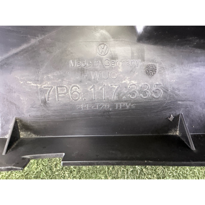 Воздуховод радиатора (кузов и элементы) Volkswagen Touareg NF 2012 3.0 TDI 7P6117335