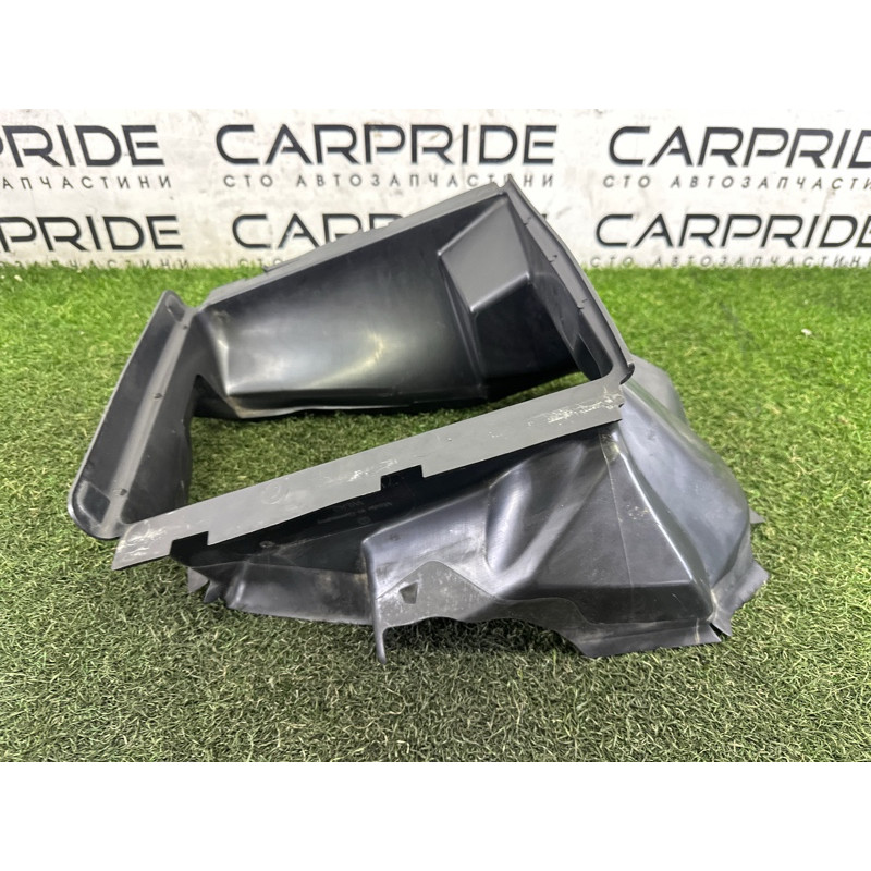 Воздуховод радиатора (кузов и элементы) Volkswagen Touareg NF 2012 3.0 Hybrid CGFA 7P6117336