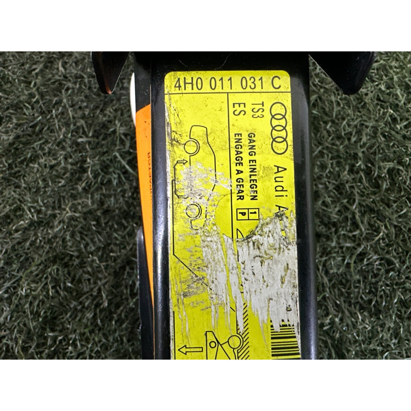 Домкрат (аксессуары) AUDI A8 D4 2011 4.2 CDRA 4H0011031C