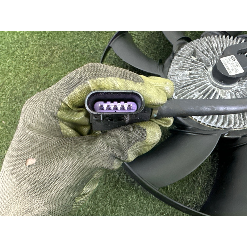 Вискомуфта (система охлаждения) LAND ROVER Range Rover L405 2016 5.0 LR012644