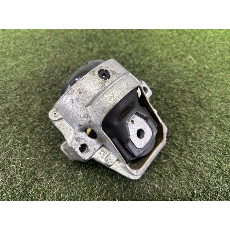 Подушка двигателя (двигатель и элементы) AUDI Q5 8R 2010 3.2 CALB 8R0199381AB