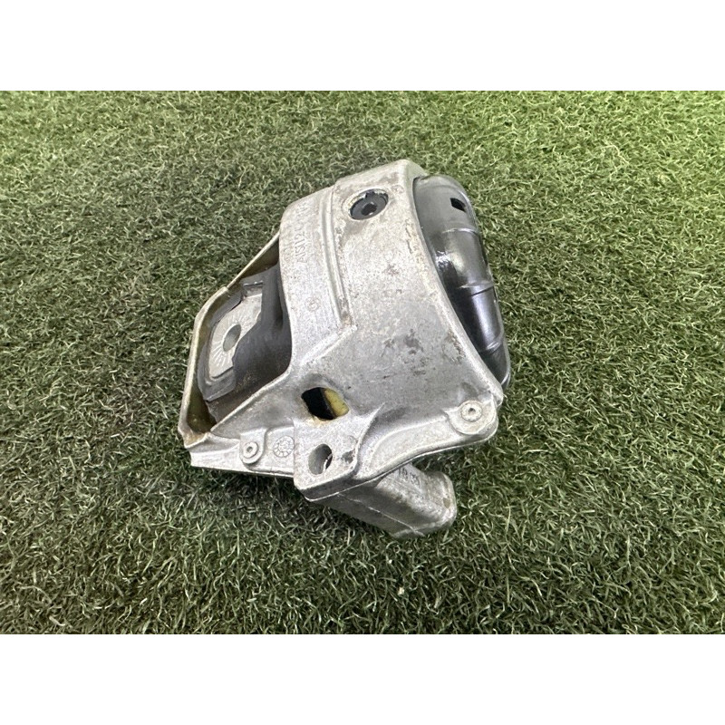 Подушка двигателя (двигатель и элементы) AUDI Q5 8R 2010 3.2 CALB 8R0199381AB