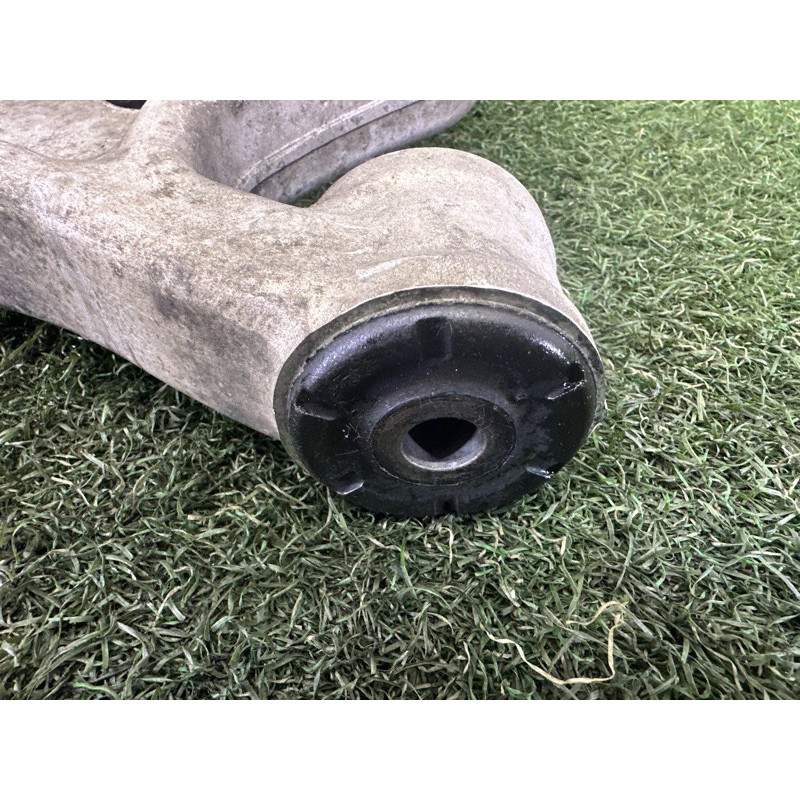 Рычаг подвески (подвеска) Volkswagen Touareg NF 2012 3.0 Hybrid CGFA 7P0407151E