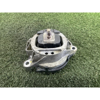 Подушка двигателя