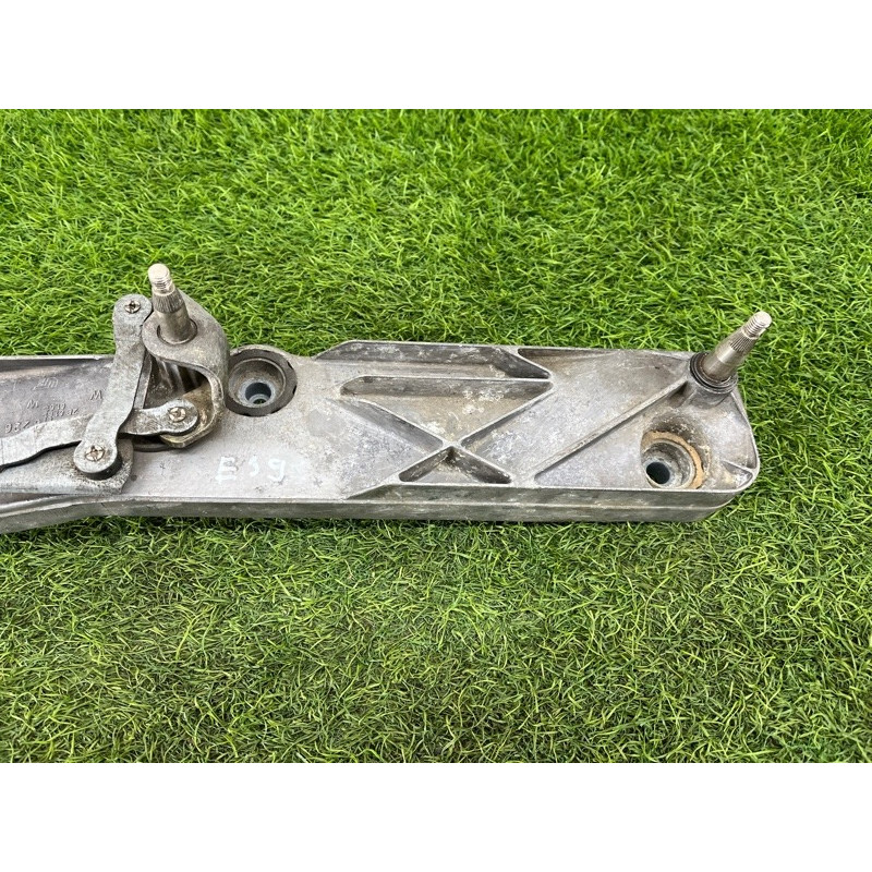 Трапеция дворников (кузов и элементы) BMW 5-series E39 8360601