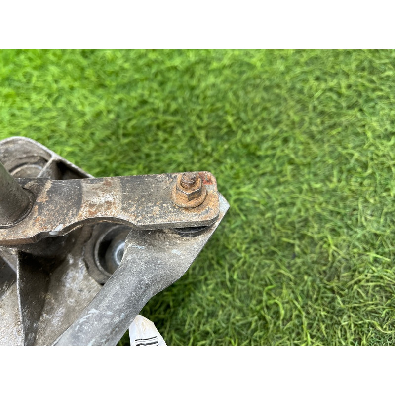 Трапеция дворников (кузов и элементы) BMW 5-series E39 8360601