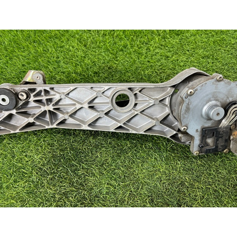 Трапеция дворников (кузов и элементы) BMW 5-series E39 67638360603