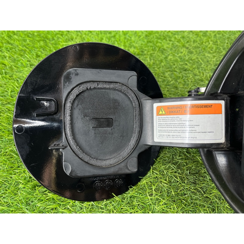 Лючок разъёма зарядки (кузов и элементы) Hyundai Ioniq AE 2018 1.6 Hybrid 81596G7000