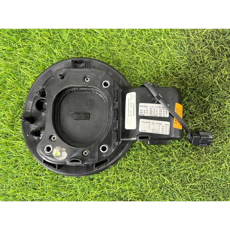 Лючок разъёма зарядки (кузов и элементы) Hyundai Ioniq AE 2018 1.6 Hybrid 81596G7000