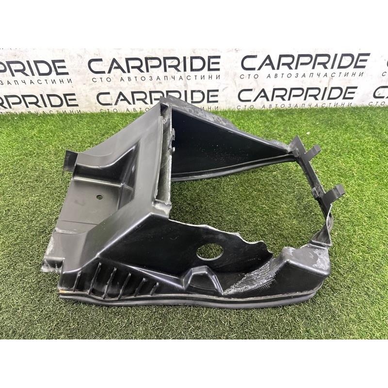 Воздуховод радиатора (кузов и элементы) LAND ROVER RANGE ROVER Sport L494 2016 3.0 Diesel LR044395