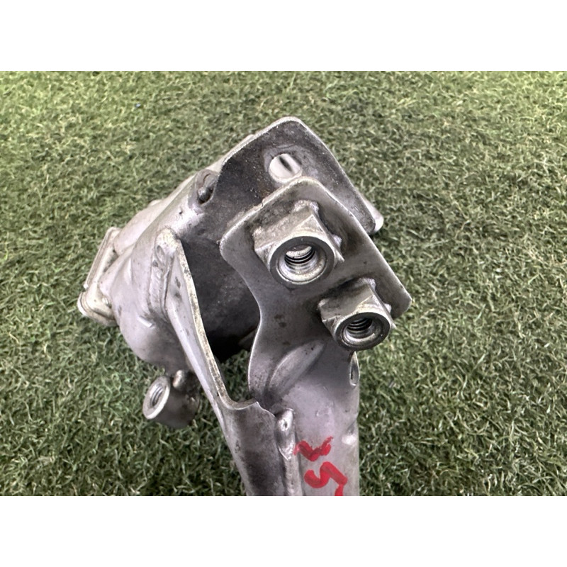 Кронштейн подушки двигателя (кронштейны двигателя) AUDI A8 D4 2011 4.2 CDRA 4H0399059C