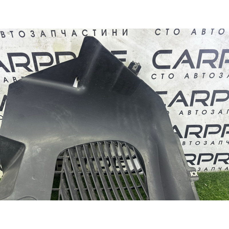 Подкрылок (кузов и элементы) Volkswagen Touareg NF 2012 3.0 Hybrid CGFA 7P6805912D9B9