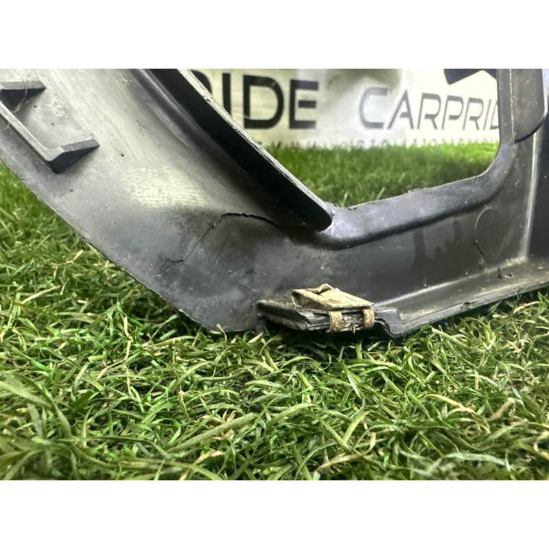 Подкрылок (кузов и элементы) Volkswagen Touareg NF 2012 3.0 Hybrid CGFA 7P6805912D9B9