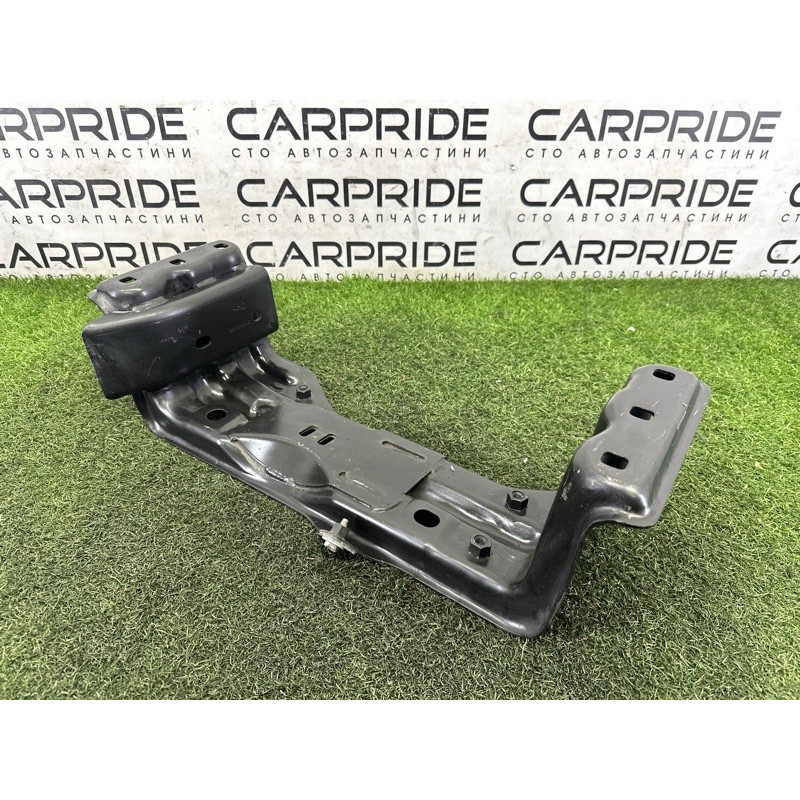 Кронштейн КПП (трансмиссия) Jeep Grand Cherokee WK2 2018 3.6 68252525AA