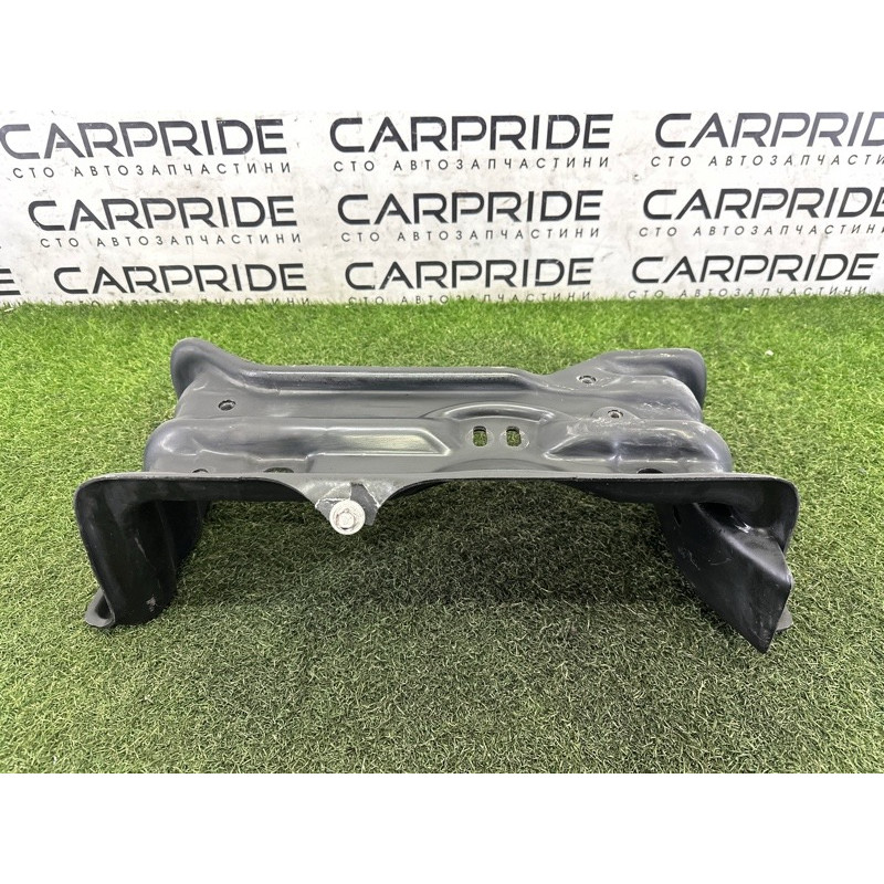 Кронштейн КПП (трансмиссия) Jeep Grand Cherokee WK2 2018 3.6 68252525AA