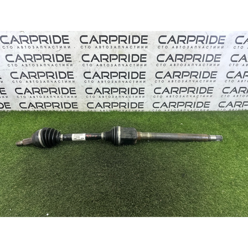 Привод (трансмиссия) LAND ROVER RANGE ROVER Sport L494 2016 3.0 Diesel LR064635