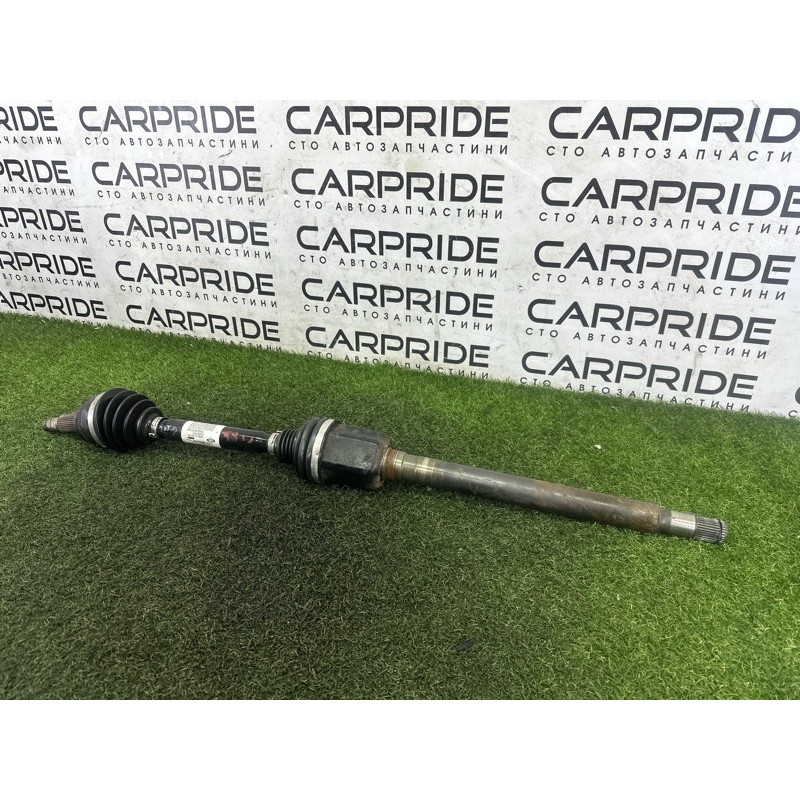 Привод (трансмиссия) LAND ROVER RANGE ROVER Sport L494 2016 3.0 Diesel LR064635