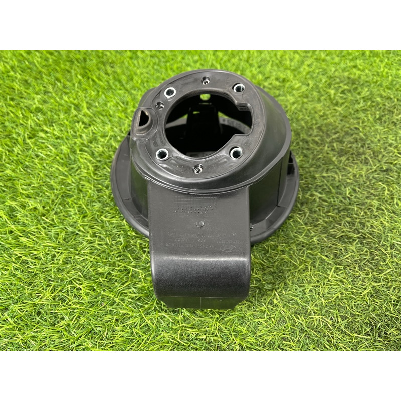 Лючок топливного бака (кузов и элементы) Hyundai Ioniq AE 2018 1.6 Hybrid 69513G2000