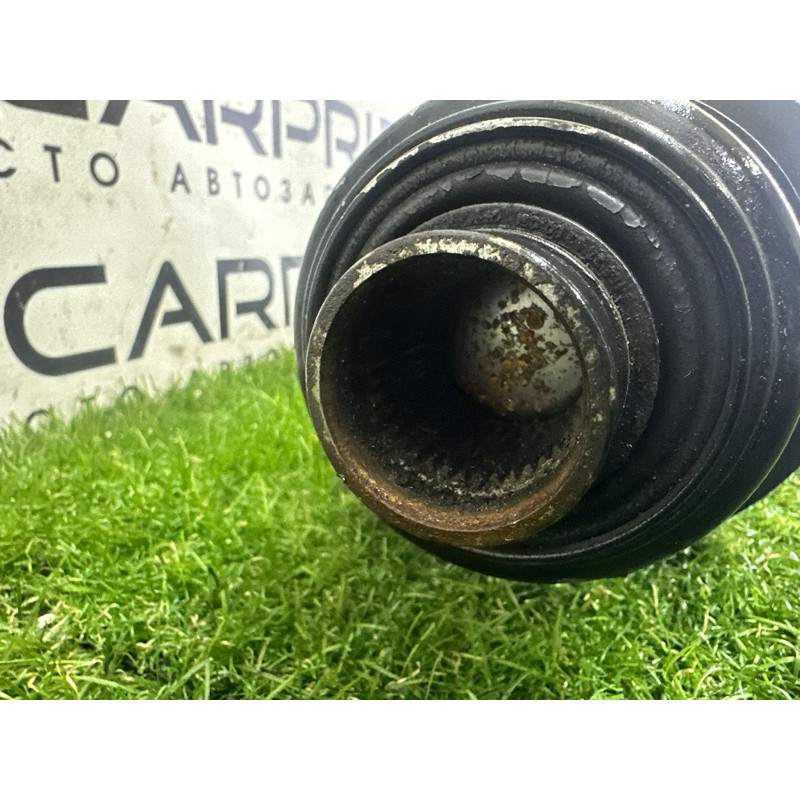 Карданный вал (трансмиссия) Volkswagen Touareg NF 2012 3.0 TDI 7P0521102P