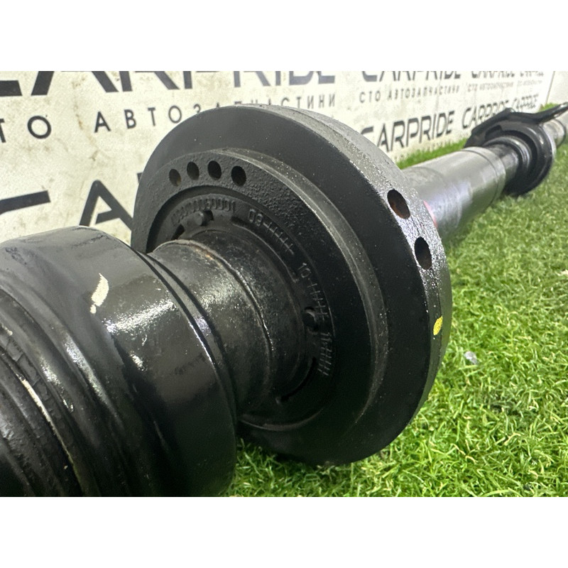 Карданный вал (трансмиссия) Volkswagen Touareg NF 2012 3.0 TDI 7P0521102P