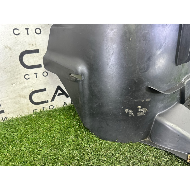 Подкрылок (кузов и элементы) Volkswagen Touareg NF 2012 3.0 Hybrid CGFA 7P6805911D9B9