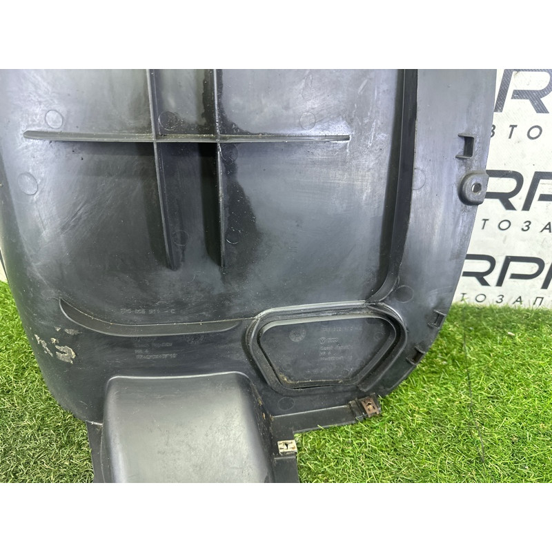 Подкрылок (кузов и элементы) Volkswagen Touareg NF 2012 3.0 Hybrid CGFA 7P6805911D9B9