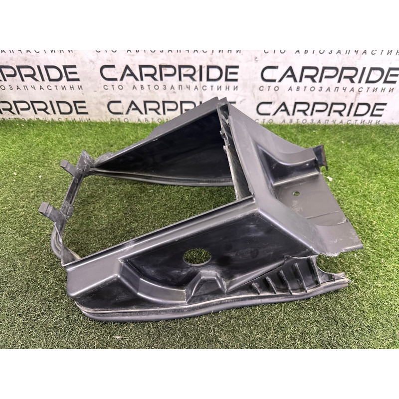 Воздуховод радиатора (кузов и элементы) LAND ROVER RANGE ROVER Sport L494 2016 3.0 Diesel LR044392