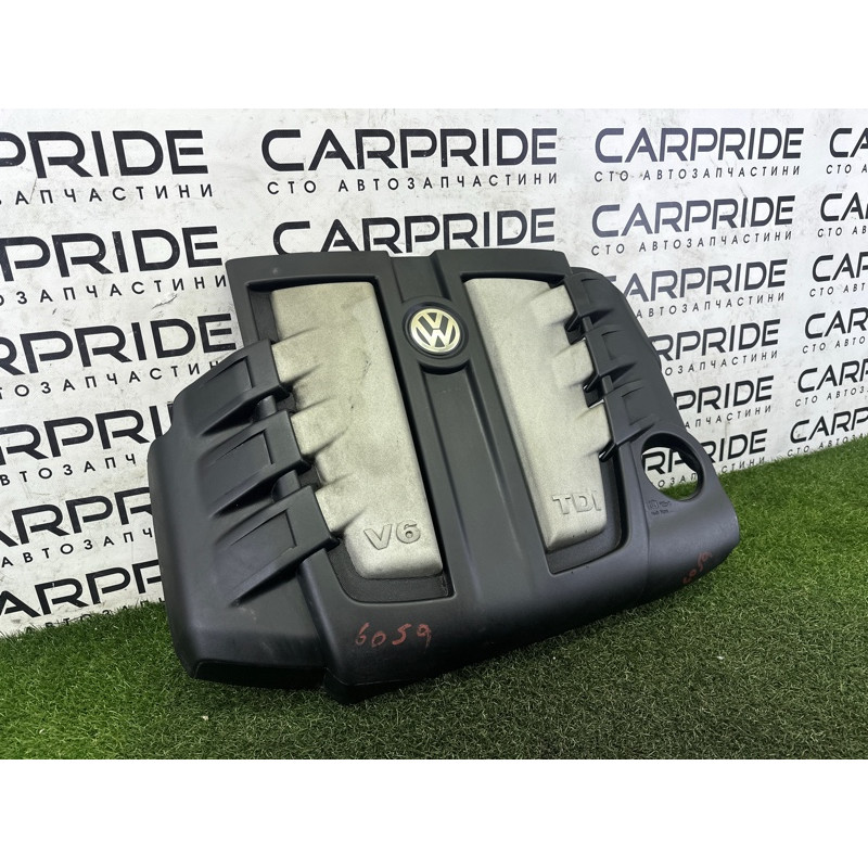 Декоративная крышка двигателя (двигатель и элементы) Volkswagen Touareg NF 2012 3.0 TDI 059103925BC