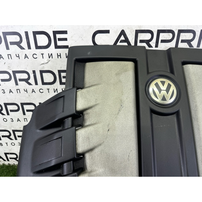 Декоративная крышка двигателя (двигатель и элементы) Volkswagen Touareg NF 2012 3.0 TDI 059103925BC