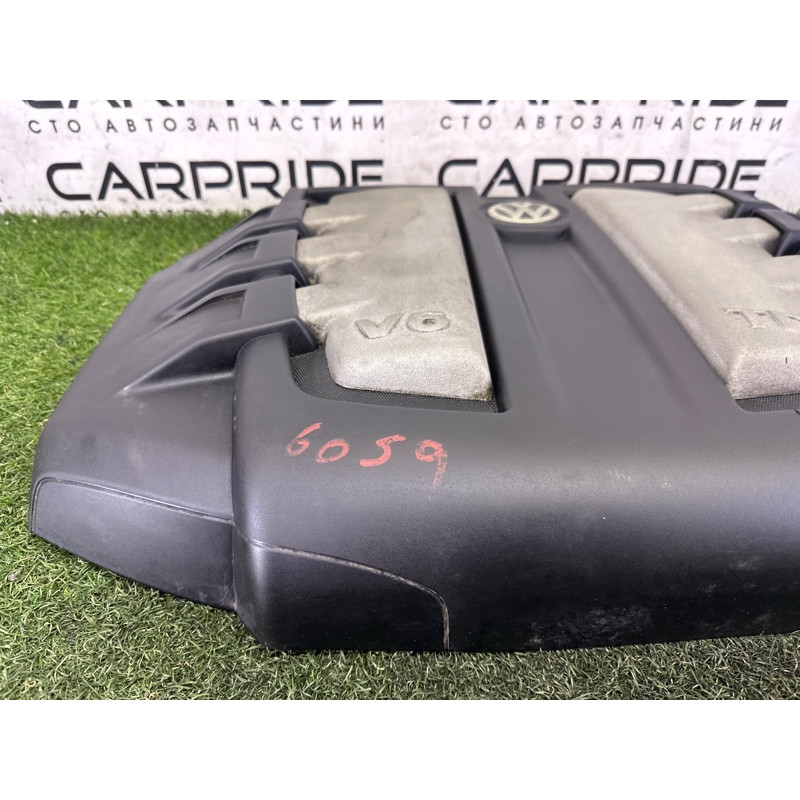 Декоративная крышка двигателя (двигатель и элементы) Volkswagen Touareg NF 2012 3.0 TDI 059103925BC