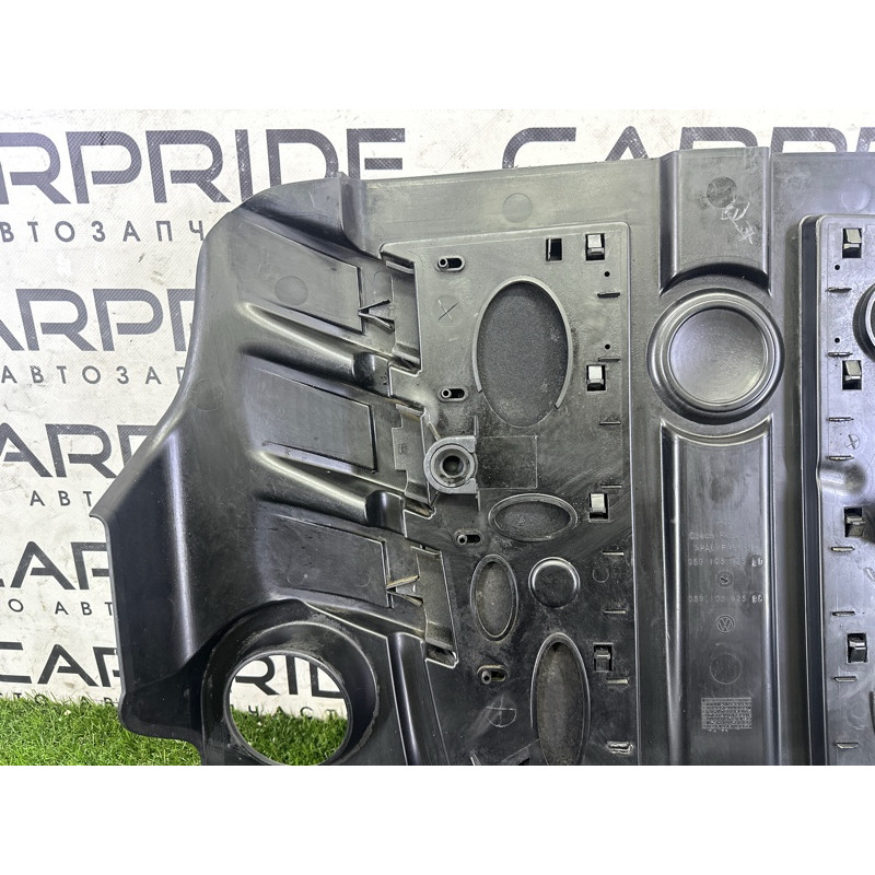 Декоративная крышка двигателя (двигатель и элементы) Volkswagen Touareg NF 2012 3.0 TDI 059103925BC