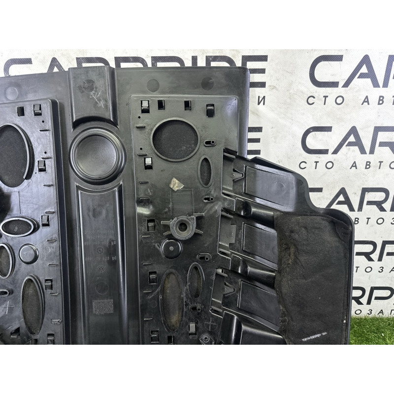 Декоративная крышка двигателя (двигатель и элементы) Volkswagen Touareg NF 2012 3.0 TDI 059103925BC