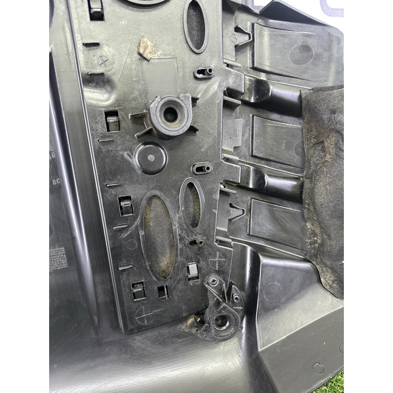 Декоративная крышка двигателя (двигатель и элементы) Volkswagen Touareg NF 2012 3.0 TDI 059103925BC