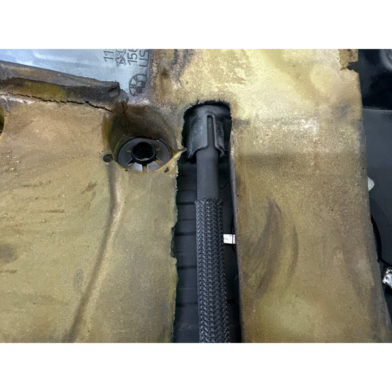 Декоративная крышка двигателя (двигатель и элементы) BMW 7-series F01 2011 3.0 N54 11127578858