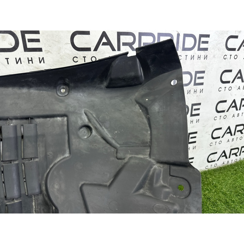 Подкрылок (кузов и элементы) LAND ROVER RANGE ROVER Sport L494 2016 3.0 Diesel LR033071