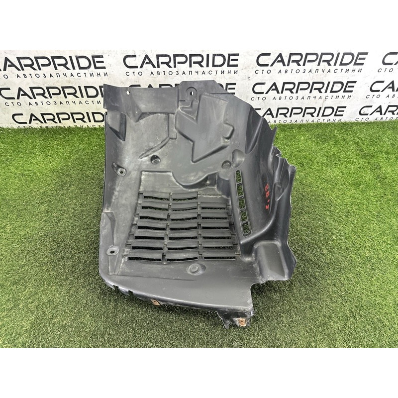 Подкрылок (кузов и элементы) LAND ROVER RANGE ROVER Sport L494 2016 3.0 Diesel LR033071