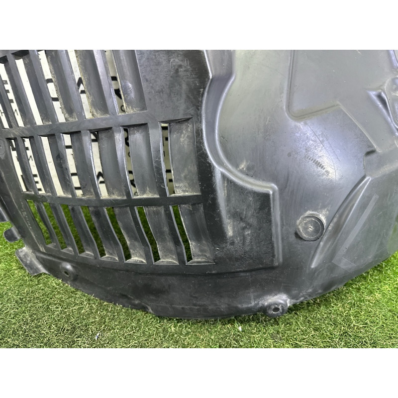 Подкрылок (кузов и элементы) LAND ROVER RANGE ROVER Sport L494 2016 3.0 Diesel LR033071