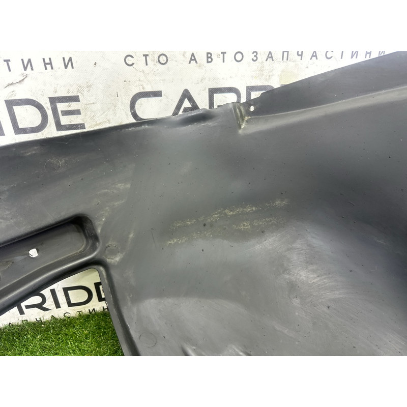 Подкрылок (кузов и элементы) AUDI Q5 8R 2010 3.2 CALB 8R0821172F