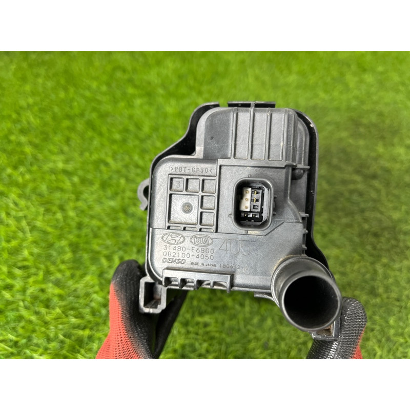 Клапан вентиляции топливного бака (топливная система) Hyundai Ioniq AE 2018 1.6 Hybrid 31480E6800