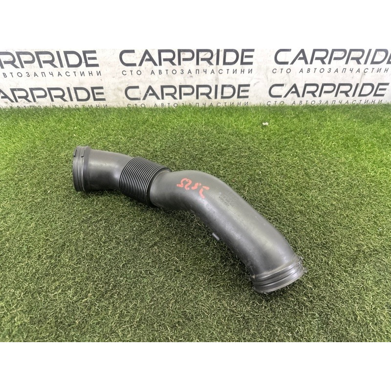 Патрубок повітряного фільтра (подача палива) AUDI A8 D4 2011 4.2 CDRA 4H0129615D