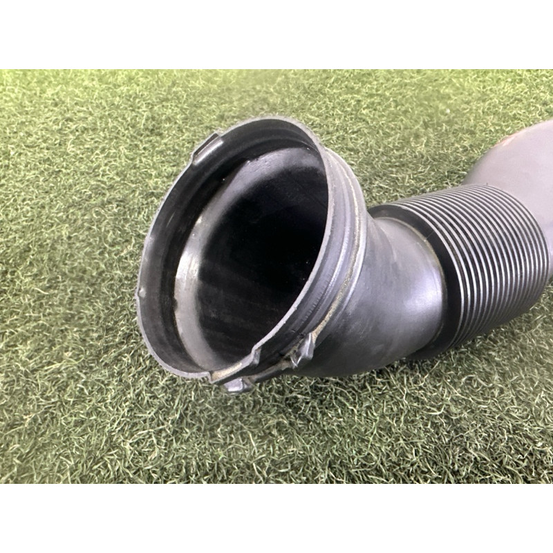 Патрубок повітряного фільтра (подача палива) AUDI A8 D4 2011 4.2 CDRA 4H0129615D