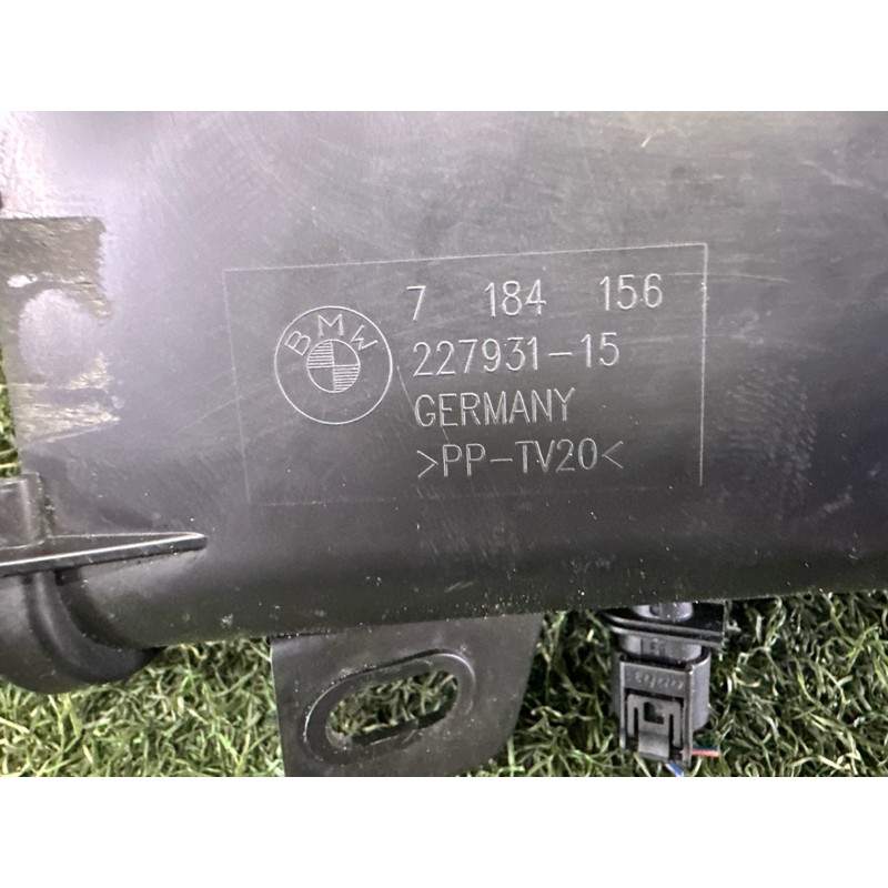 Воздуховод тормозов (кузов и элементы) BMW 7-series F01 2011 3.0 N54 51747184156