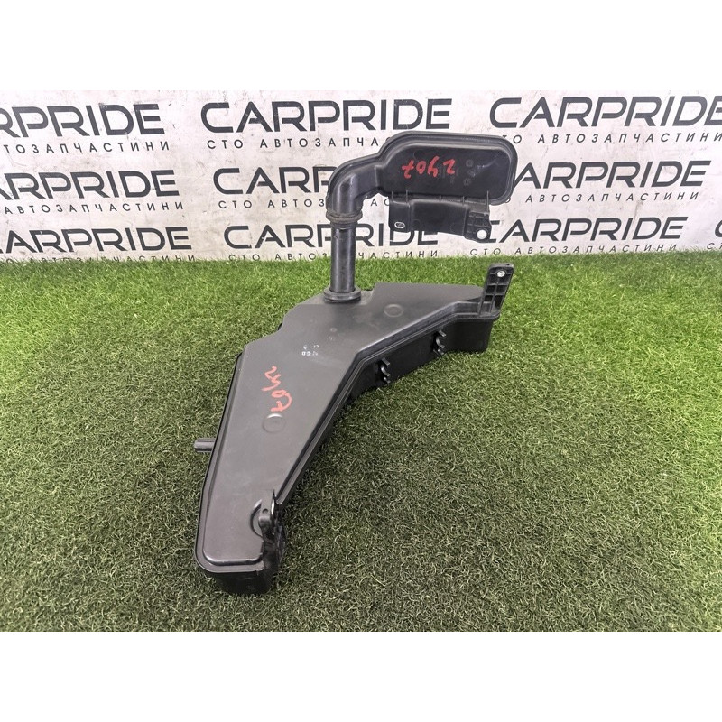 Бачок омывателя (кузов и элементы) AUDI Q5 8R 2010 3.2 CALB 8R0955453B