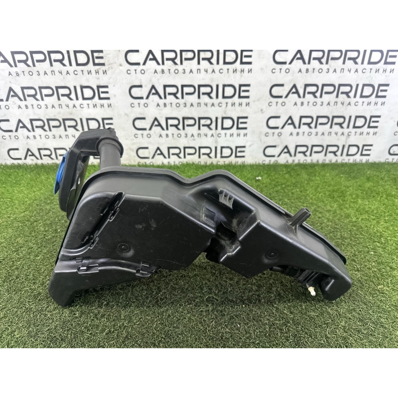 Бачок омывателя (кузов и элементы) AUDI Q5 8R 2010 3.2 CALB 8R0955453B