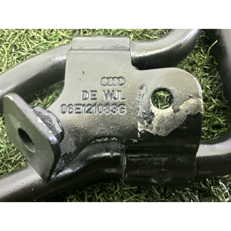 Трубка системы охлаждения (система охлаждения) AUDI Q7 4M 2017 3.0 CREC 06E121083G